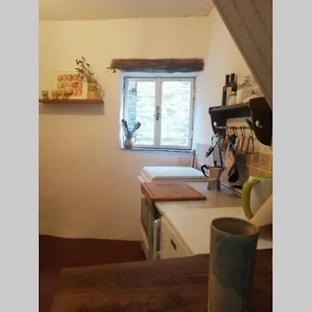 Casetta Rustica Nel Verde Entroterra Ligure